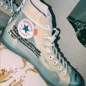 OFF-WHITE x Chuck Taylor